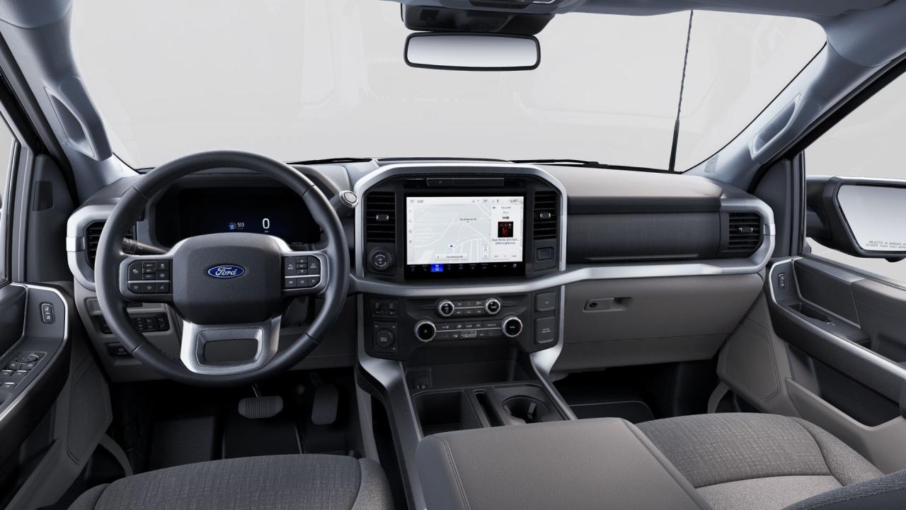 2025 Ford F-150 XLT 4WD SuperCrew 5.5' Box Photo5