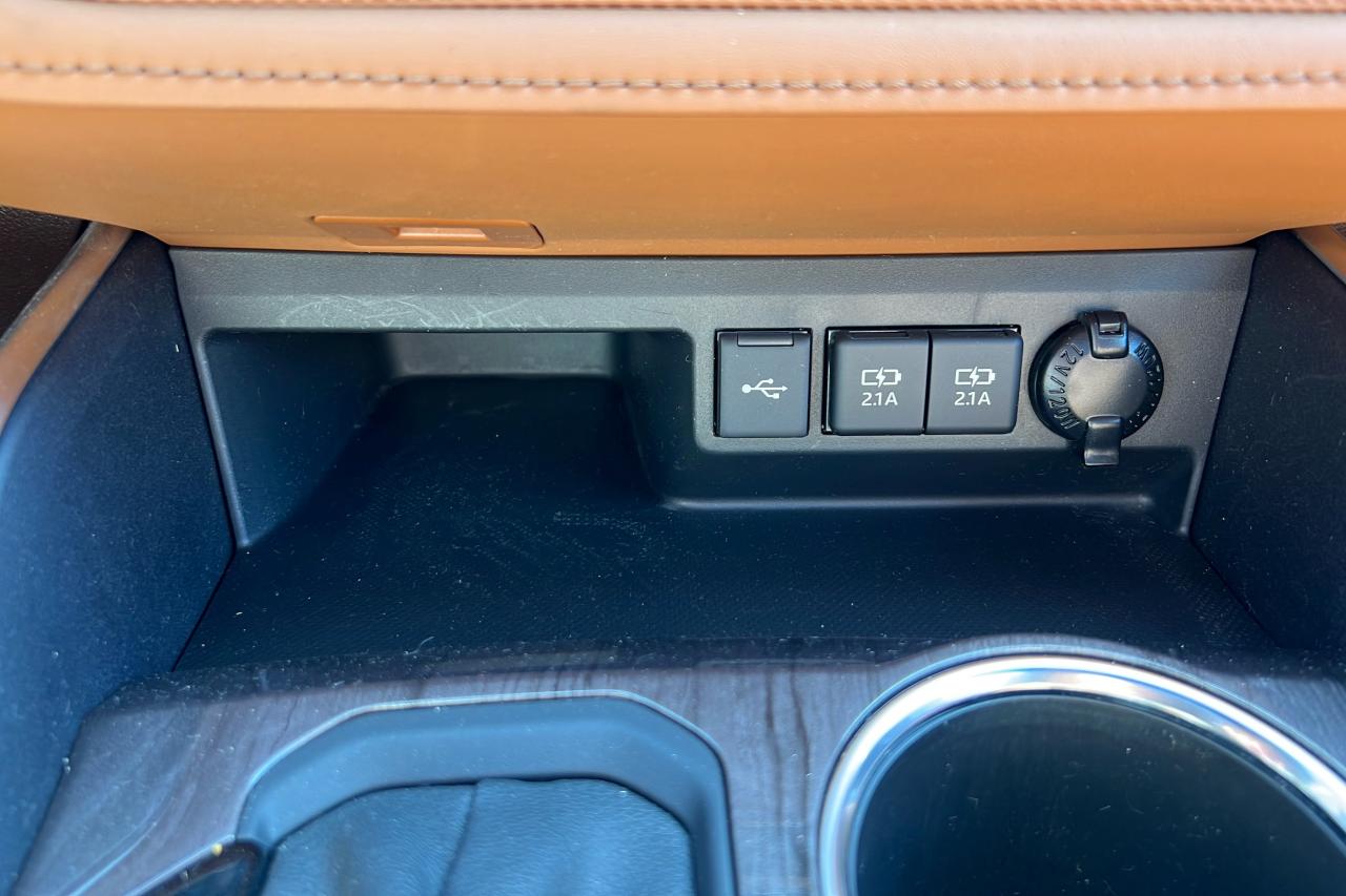 2021 Toyota Highlander Hybrid Limited AWD Platinum Photo