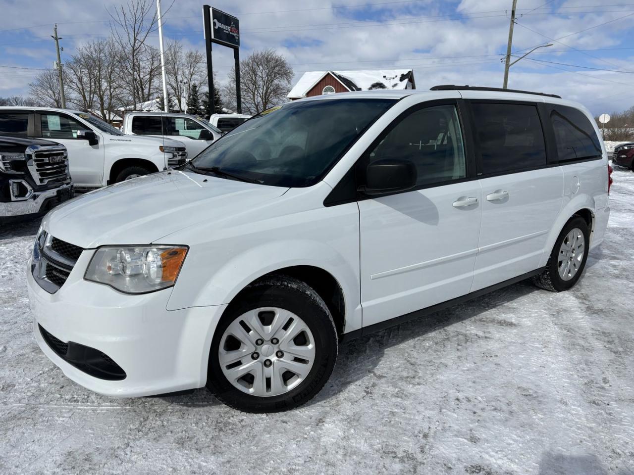 Used 2014 Dodge Grand Caravan SE for sale in Dunnville, ON