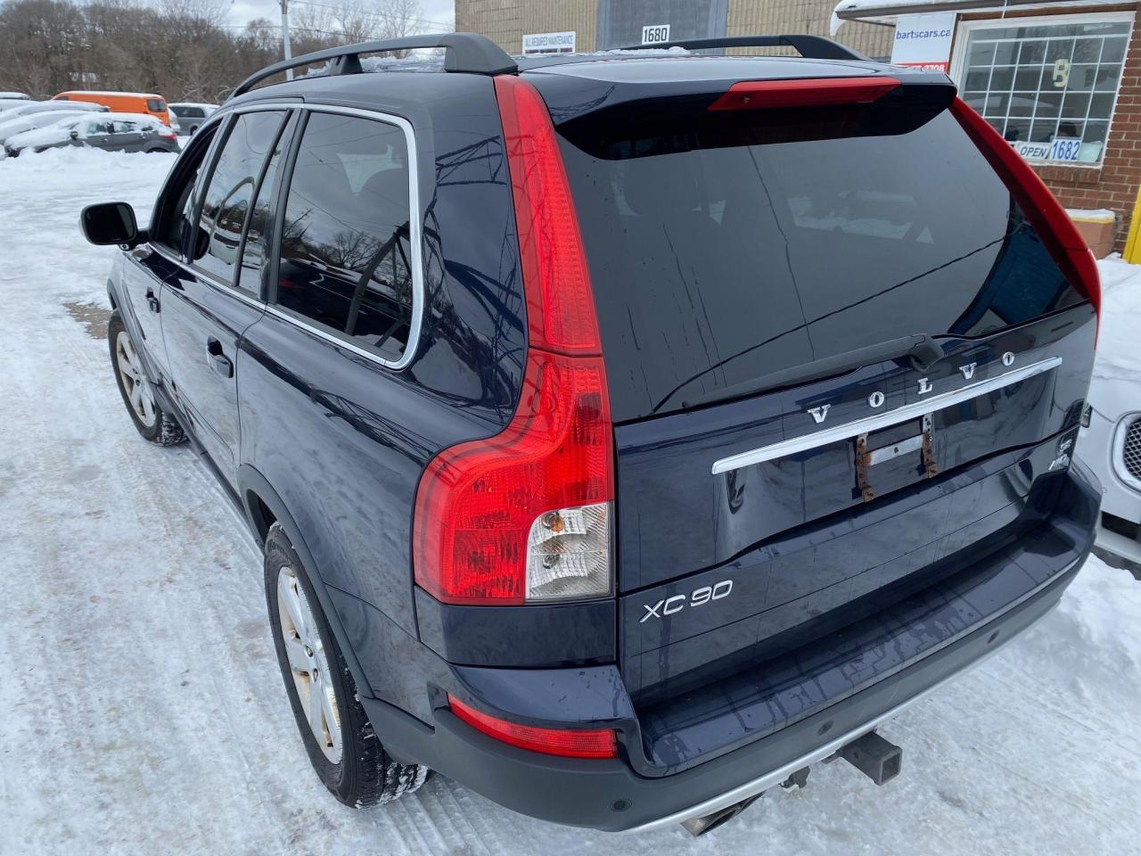 2009 Volvo XC90 I6 Sport AWD 5dr 7-Seat - Photo #11
