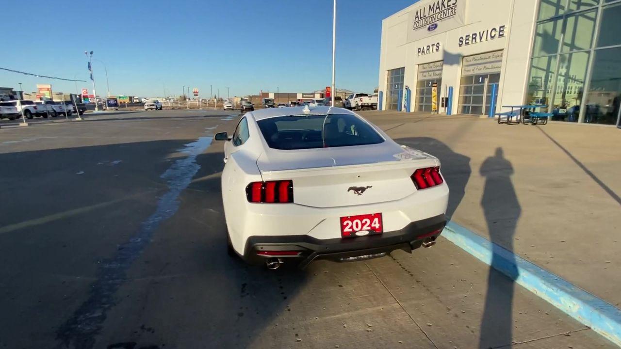 2024 Ford Mustang EcoBoost Premium Fastback Photo5