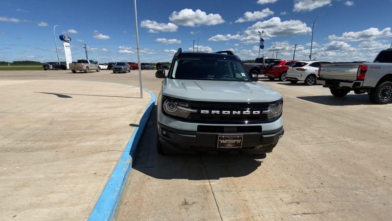 2024 Ford Bronco Sport OUTER BANKS 4X4 Photo