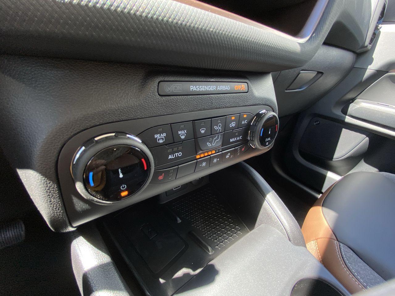 2024 Ford Bronco Sport OUTER BANKS 4X4 Photo5