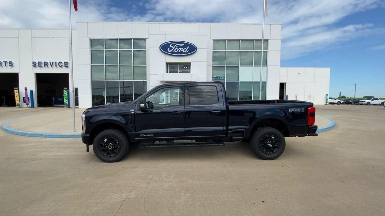 2024 Ford F-350 Super Duty SRW XLT 4WD CREW CAB 6.75' BOX Photo4