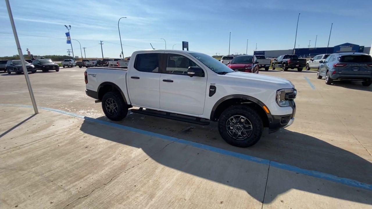 2024 Ford Ranger XLT 4WD SUPERCREW 5' BOX Photo5