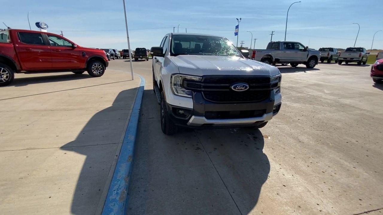2024 Ford Ranger XLT 4WD SUPERCREW 5' BOX Photo5