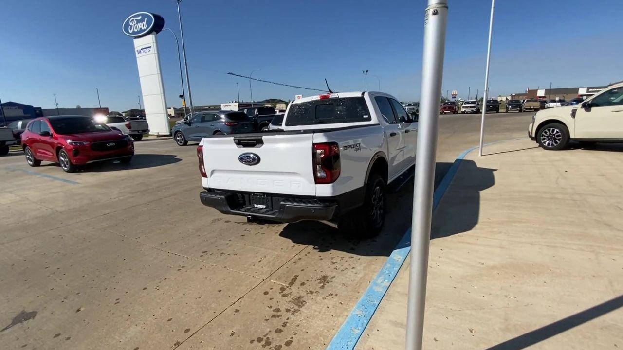 2024 Ford Ranger XLT 4WD SUPERCREW 5' BOX Photo5