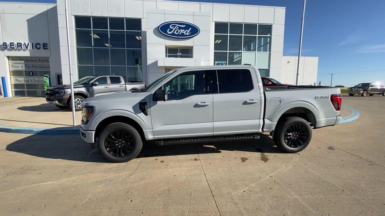 2024 Ford F-150 XLT 4WD SuperCrew 5.5' Box Photo5