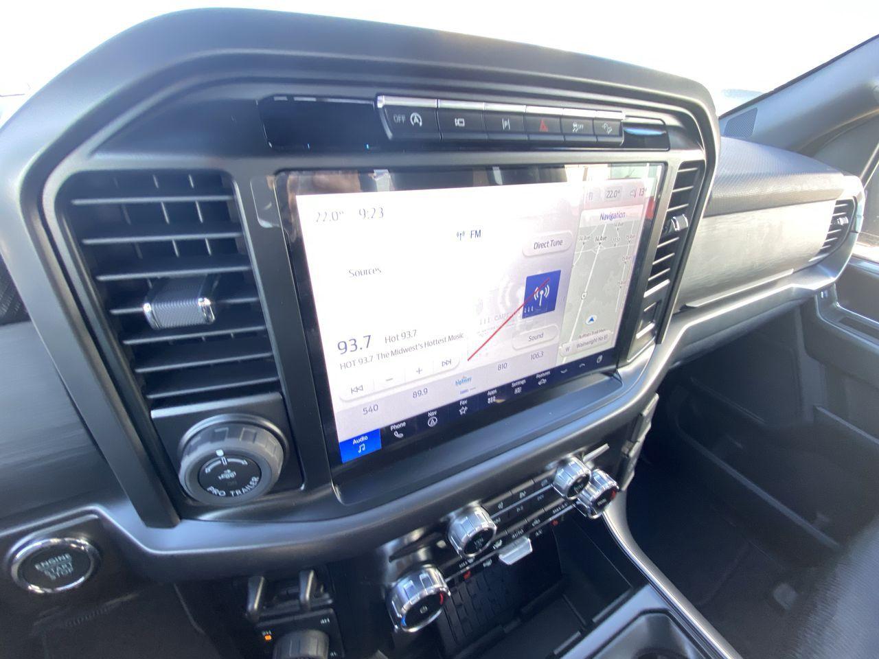 2024 Ford F-150 XLT 4WD SuperCrew 5.5' Box Photo5