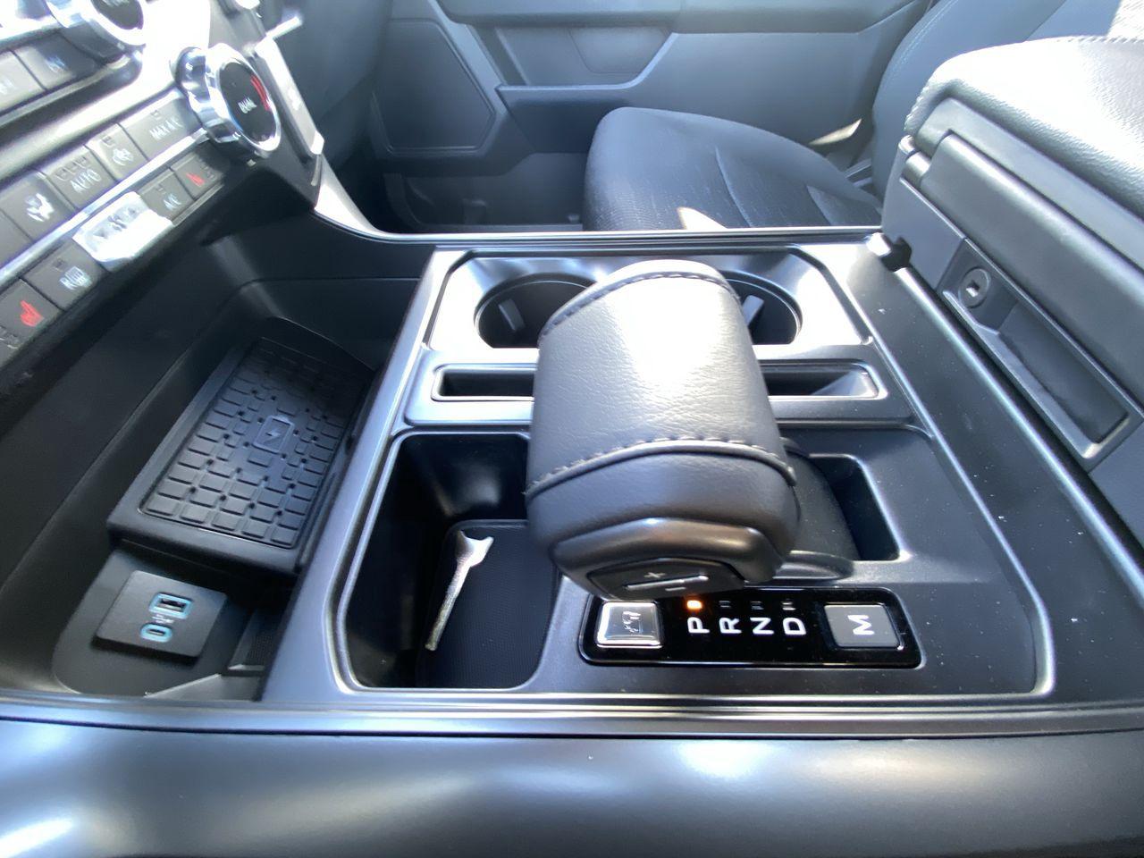 2024 Ford F-150 XLT 4WD SuperCrew 5.5' Box Photo5