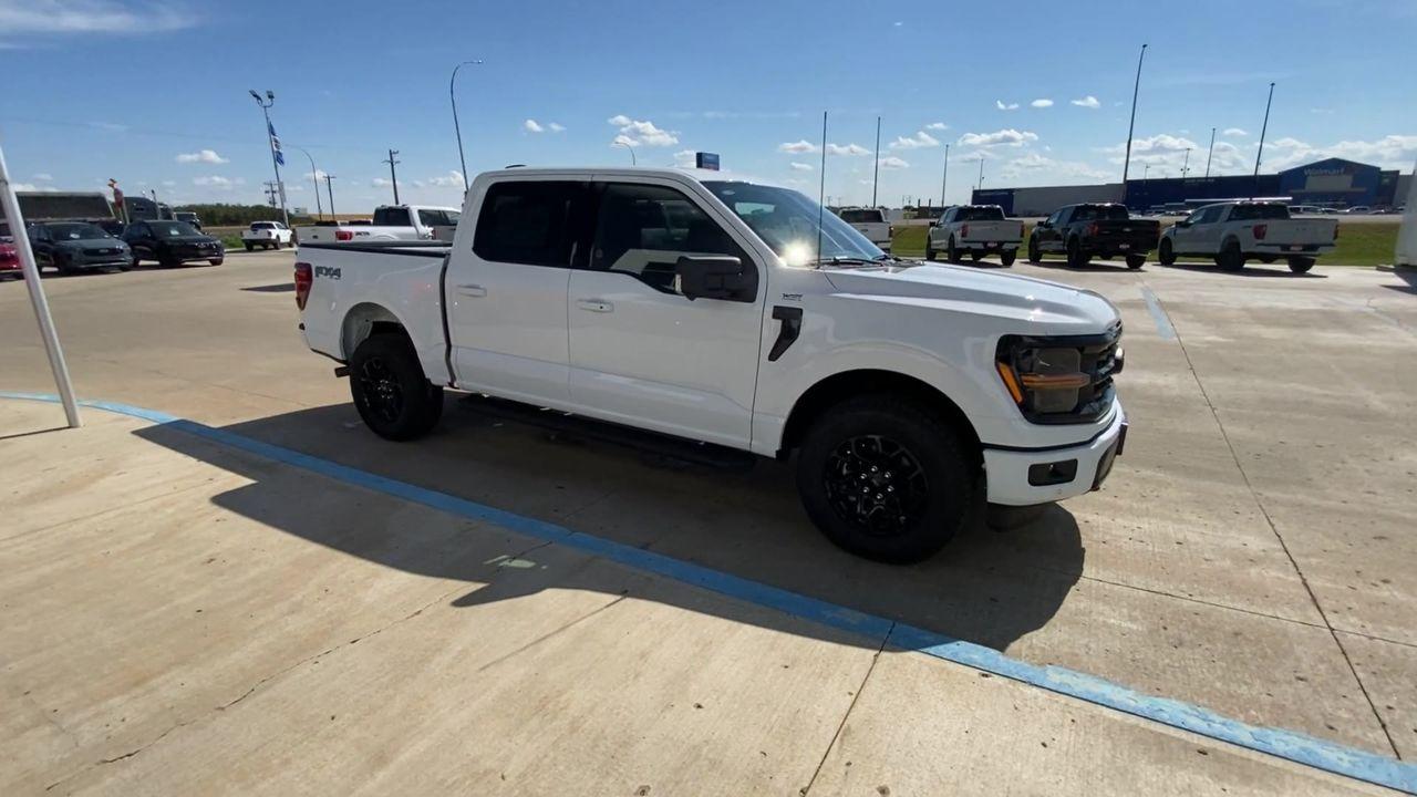 2024 Ford F-150 XLT 4WD SuperCrew 5.5' Box Photo1