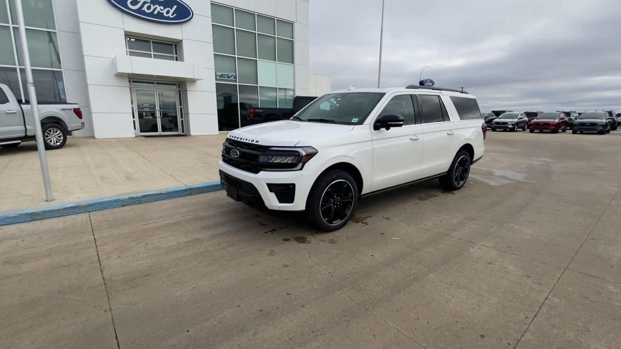 2024 Ford Expedition LIMITED MAX 4X4 Photo