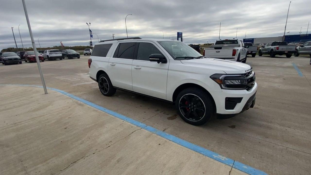 2024 Ford Expedition LIMITED MAX 4X4 Photo