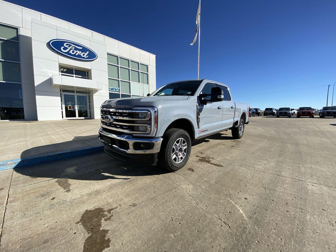 New 2024 Ford F-350 Super Duty SRW LARIAT 4WD CREW CAB 6.75' BOX for sale in Wainwright, AB