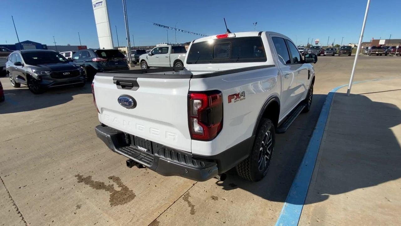 2024 Ford Ranger LARIAT 4WD SuperCrew 5' Box Photo5