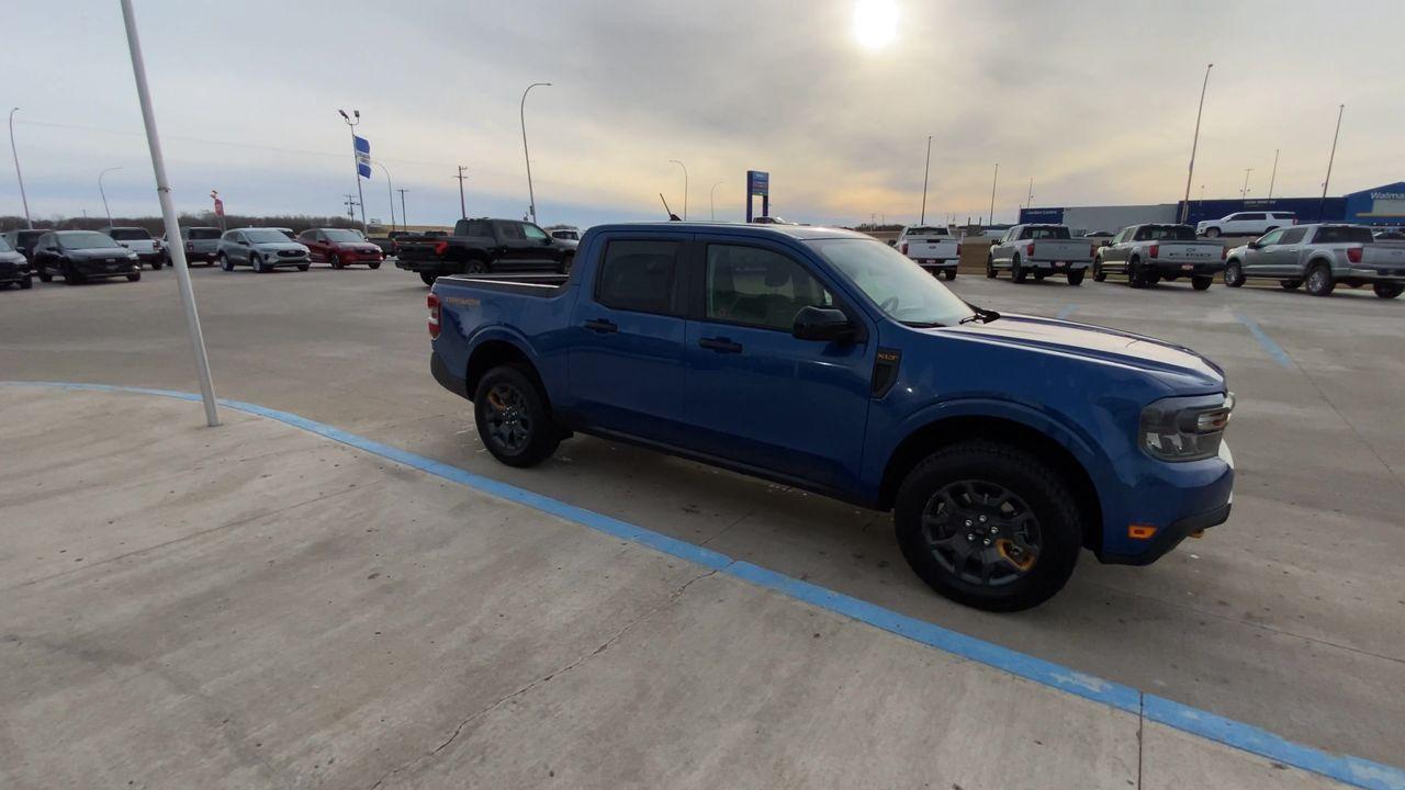 2024 Ford Maverick XLT Advanced AWD SuperCrew Photo