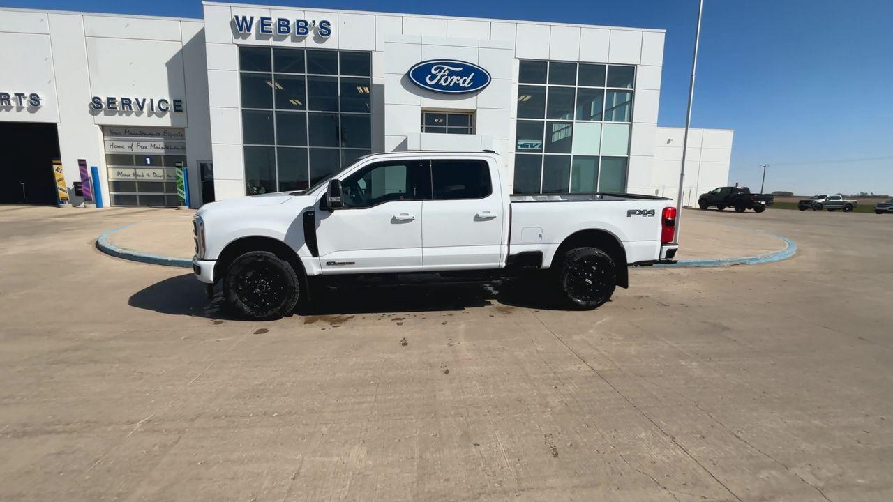 2024 Ford F-350 Super Duty SRW XLT 4WD CREW CAB 6.75' BOX Photo4