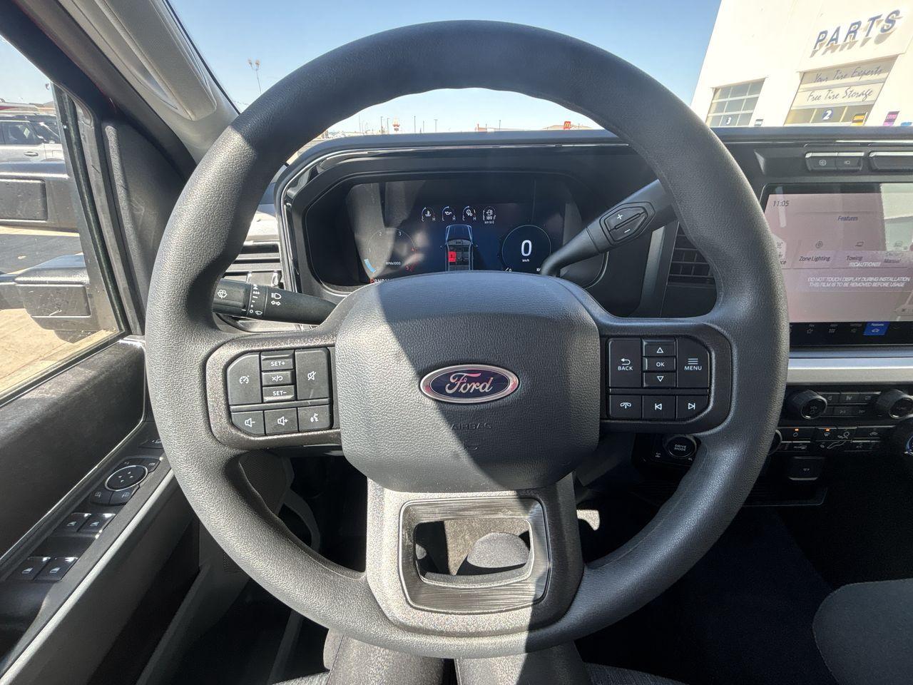 2024 Ford F-350 Super Duty SRW XLT 4WD CREW CAB 6.75' BOX Photo5