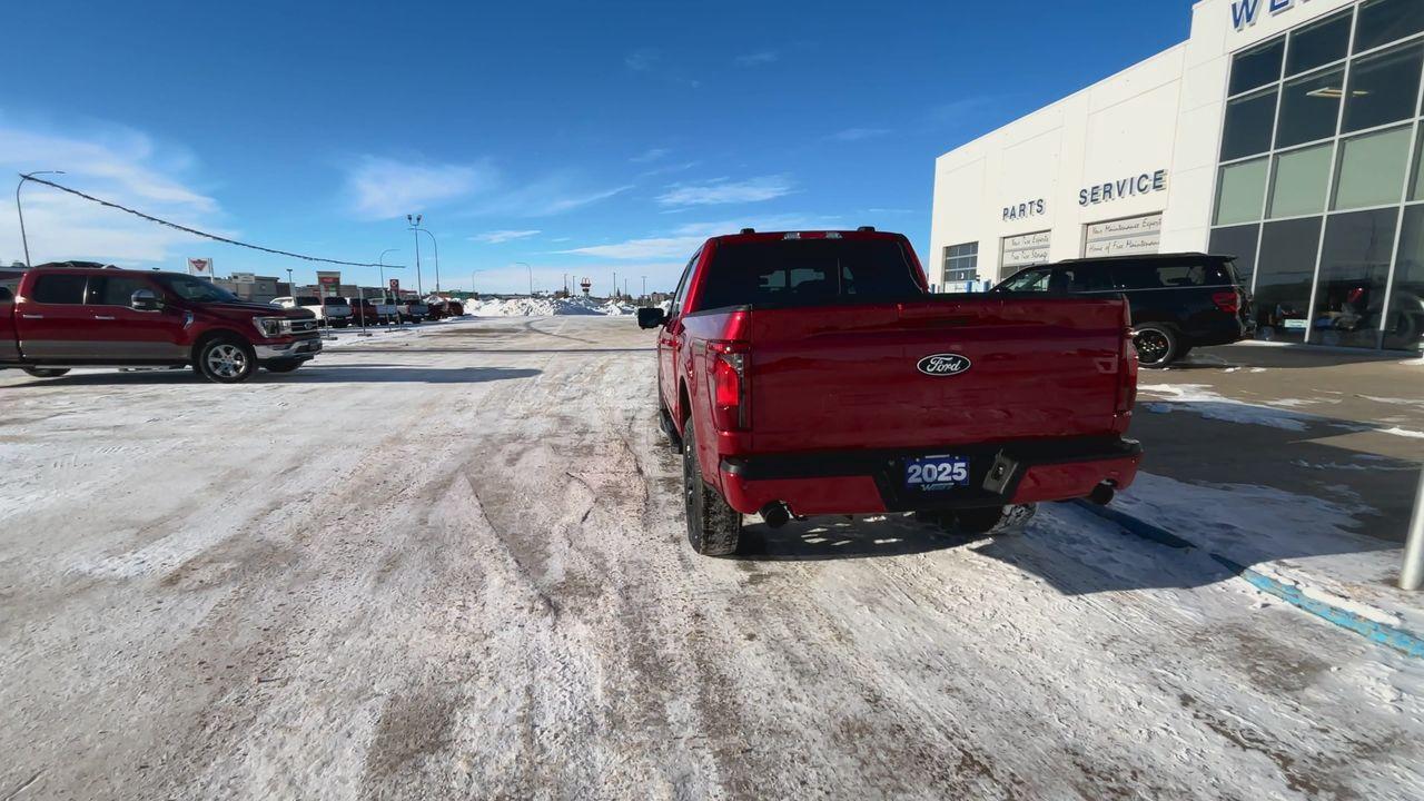 2025 Ford F-150 XLT 4WD SuperCrew 5.5' Box Photo5