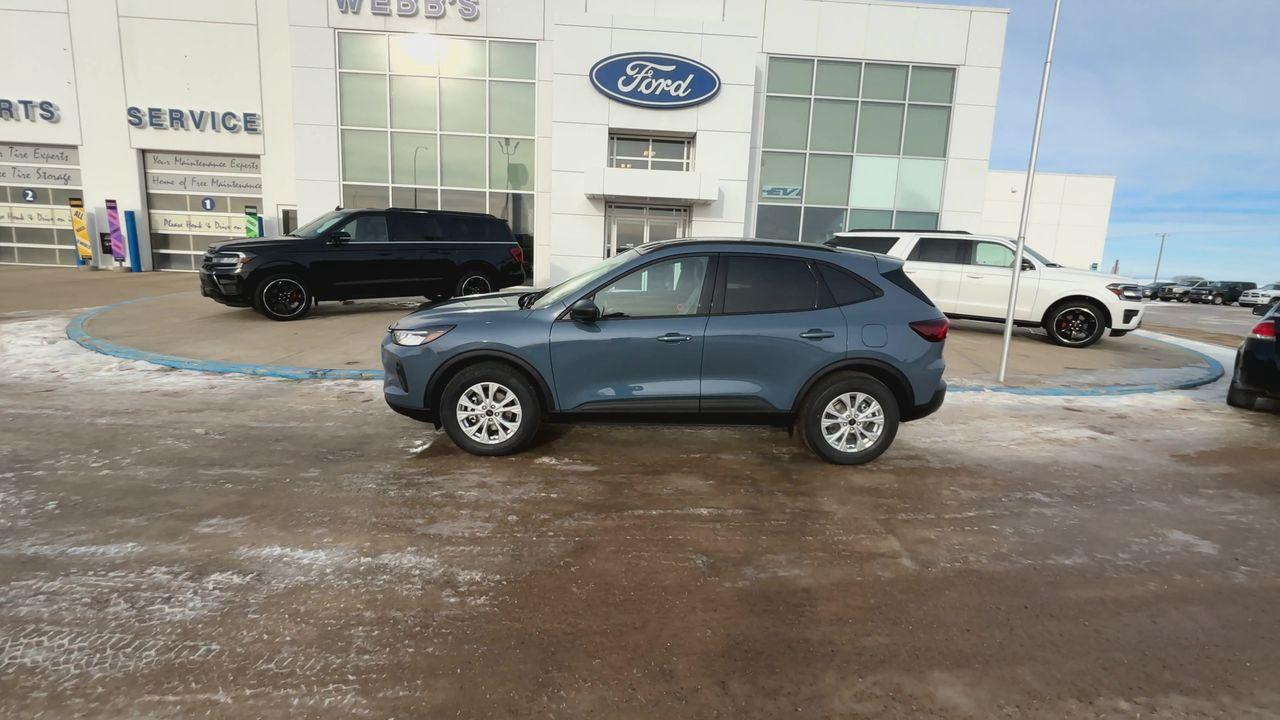 2025 Ford Escape 4DR ACTIVE Photo4