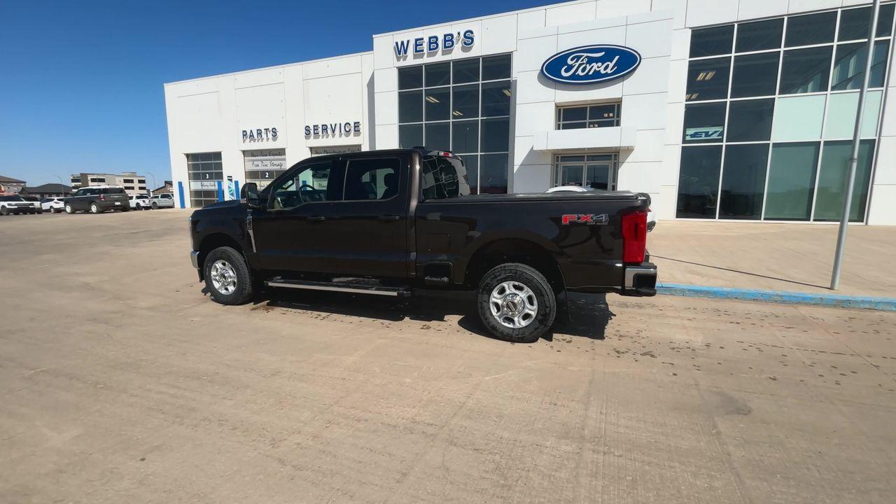 2025 Ford F-350 Super Duty SRW XLT 4WD CREW CAB 6.75' BOX Photo5