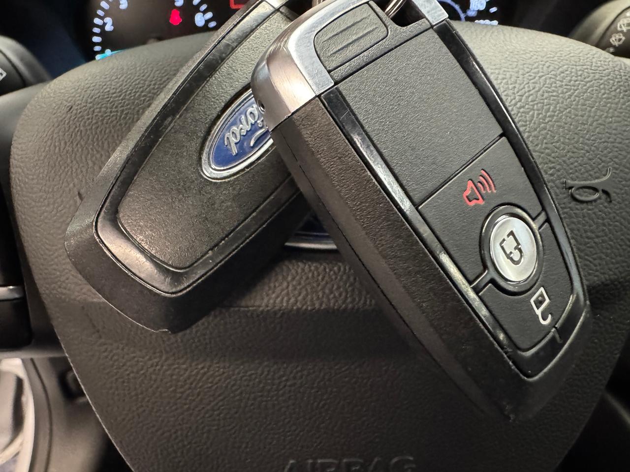 2020 Ford Escape SE+New Tires+ApplePlay+LaneDeparture+CLEANC CARFAX Photo