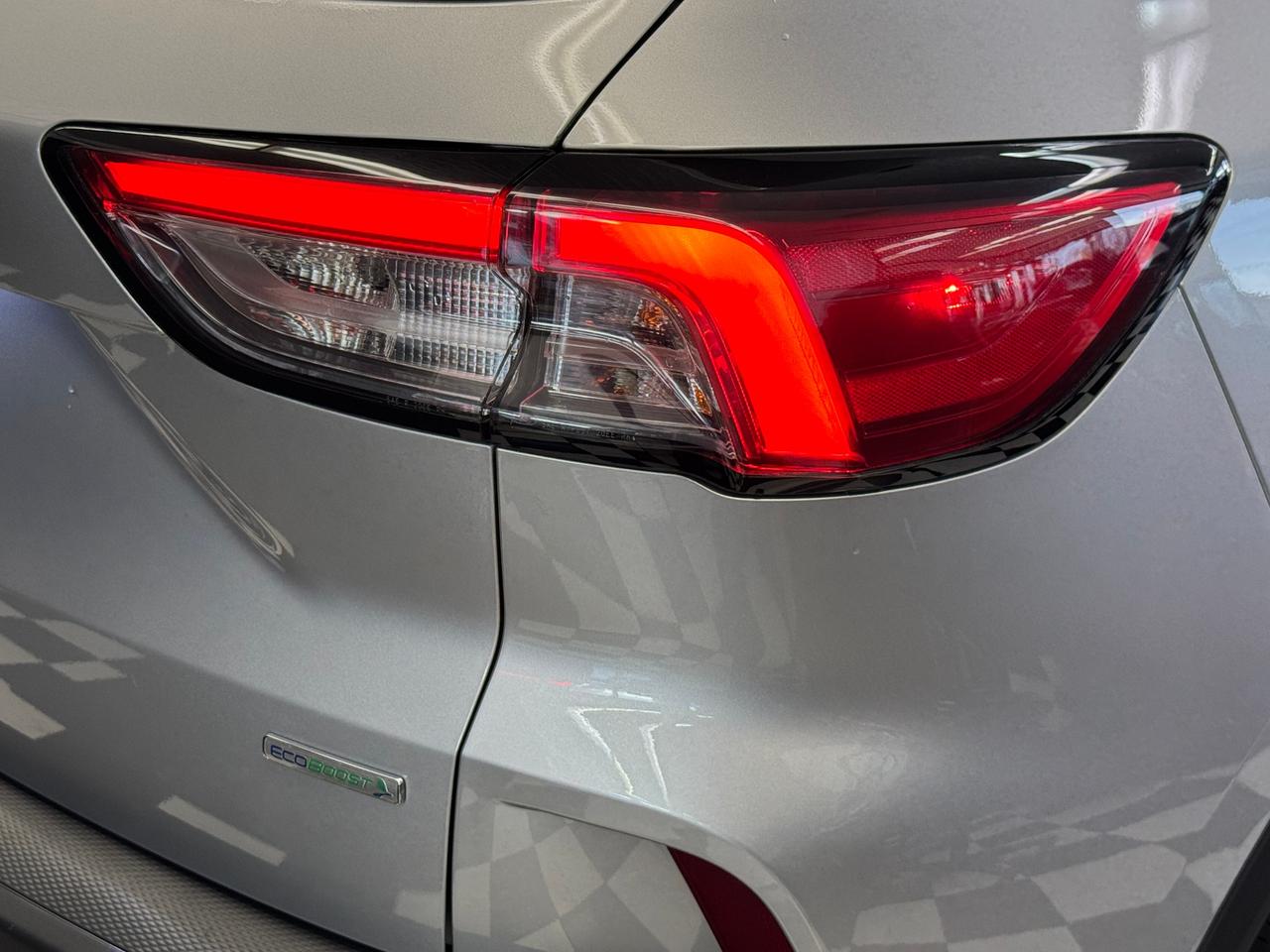 2020 Ford Escape SE+New Tires+ApplePlay+LaneDeparture+CLEANC CARFAX Photo