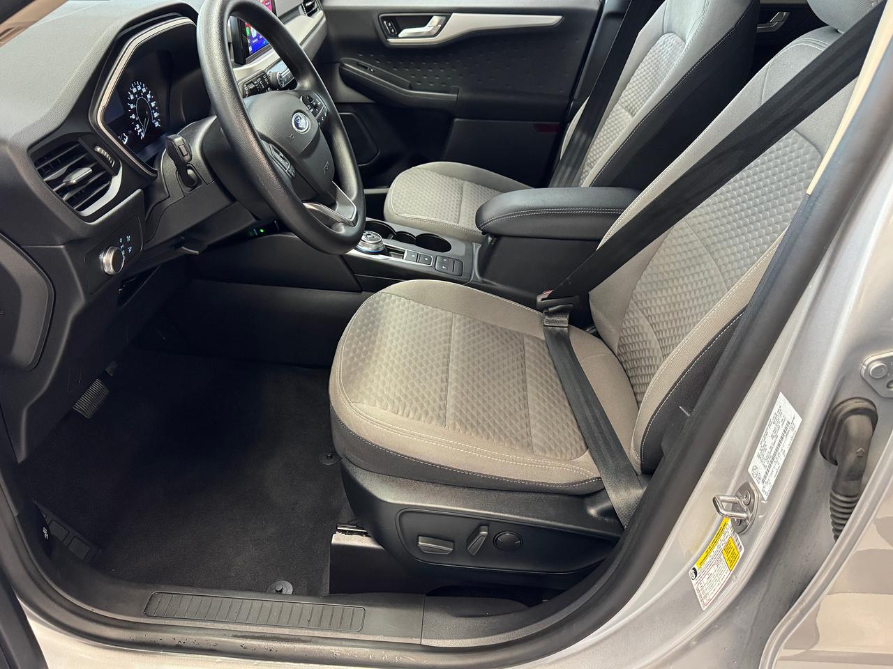2020 Ford Escape SE+New Tires+ApplePlay+LaneDeparture+CLEANC CARFAX Photo