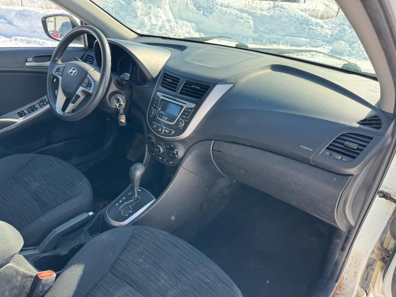 2015 Hyundai Accent GL | HTD SEATS | BLUETOOTH | CLEAN CARFAX Photo7