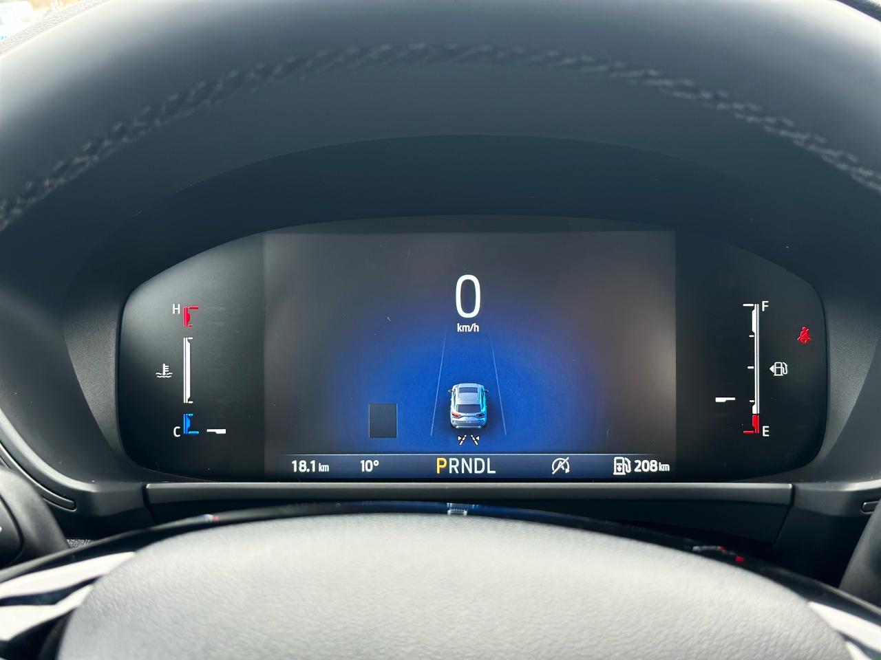 2025 Ford Escape Active AWD Photo5