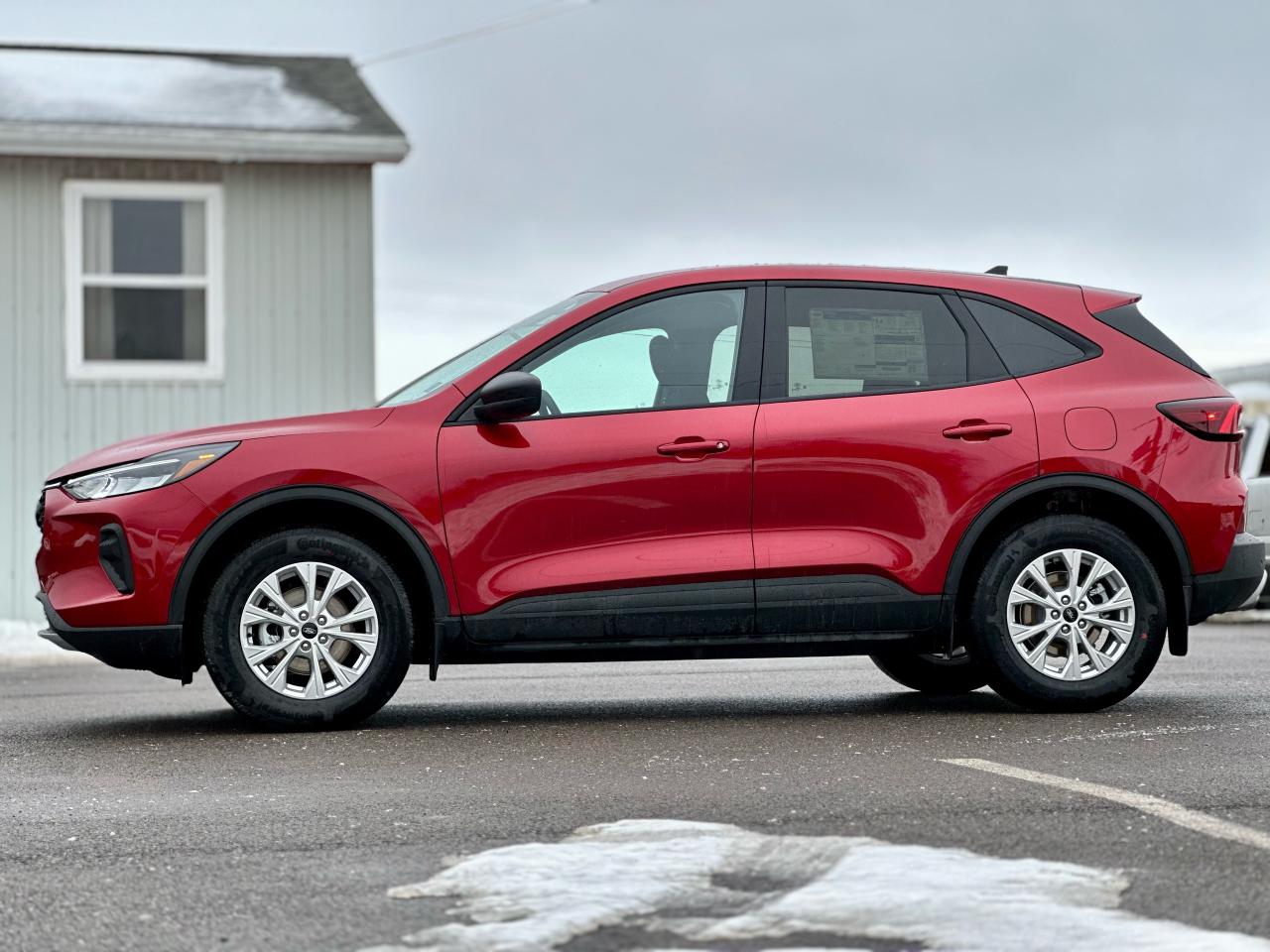2025 Ford Escape Active AWD Photo5