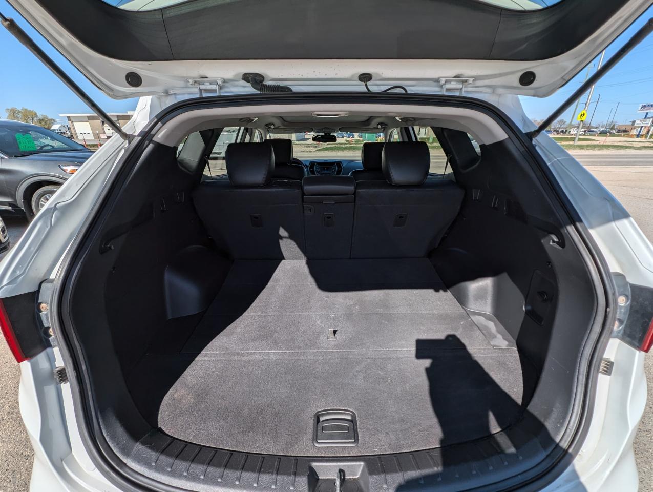 2014 Hyundai Santa Fe Sport SE | Manitoba Owned | Leather | Heated Steering - Photo #6