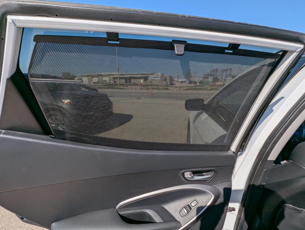 2014 Hyundai Santa Fe Sport SE | Manitoba Owned | Leather | Heated Steering - Photo #10