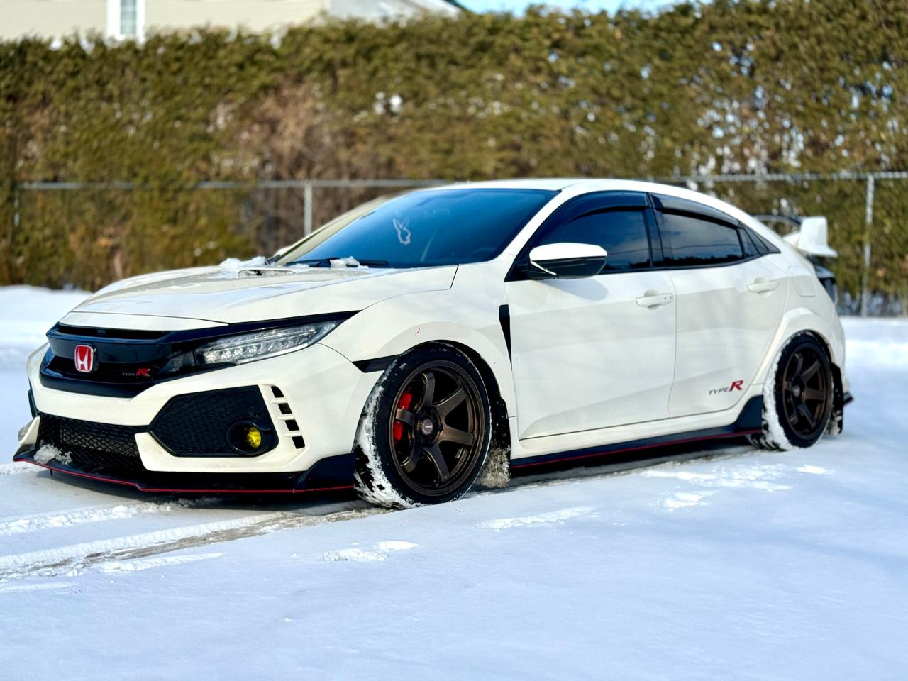 2018 Honda Civic TYPE R - AFTERMARKET EXHAUST/RIMS - Photo #2