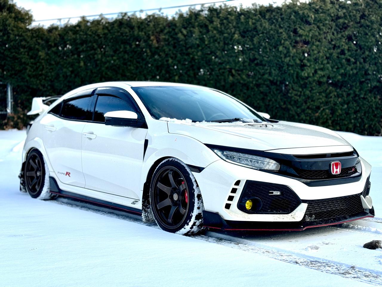 2018 Honda Civic TYPE R - AFTERMARKET EXHAUST/RIMS - Photo #1