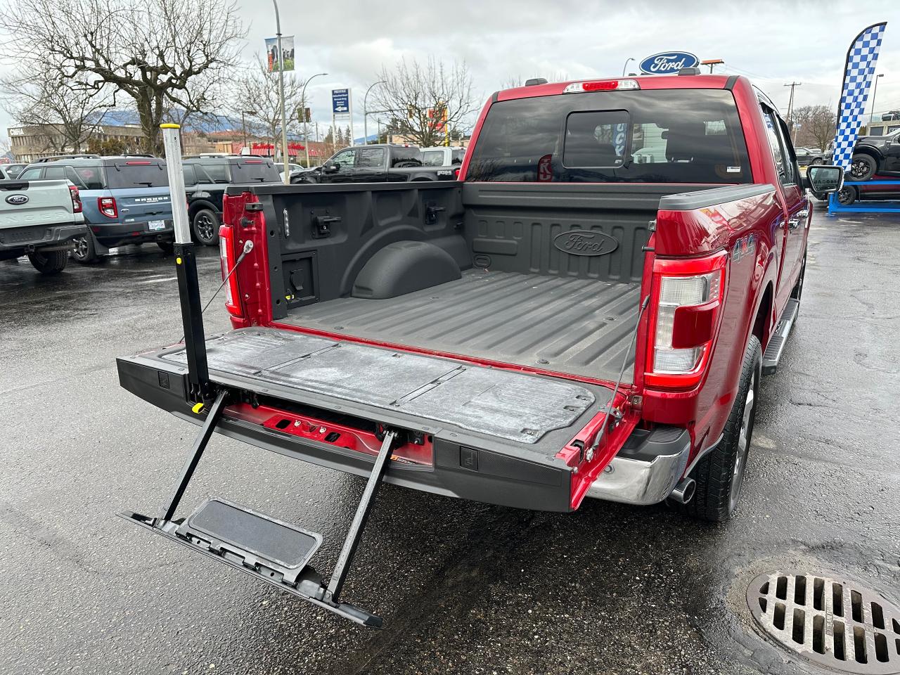 2021 Ford F-150 Lariat Photo5