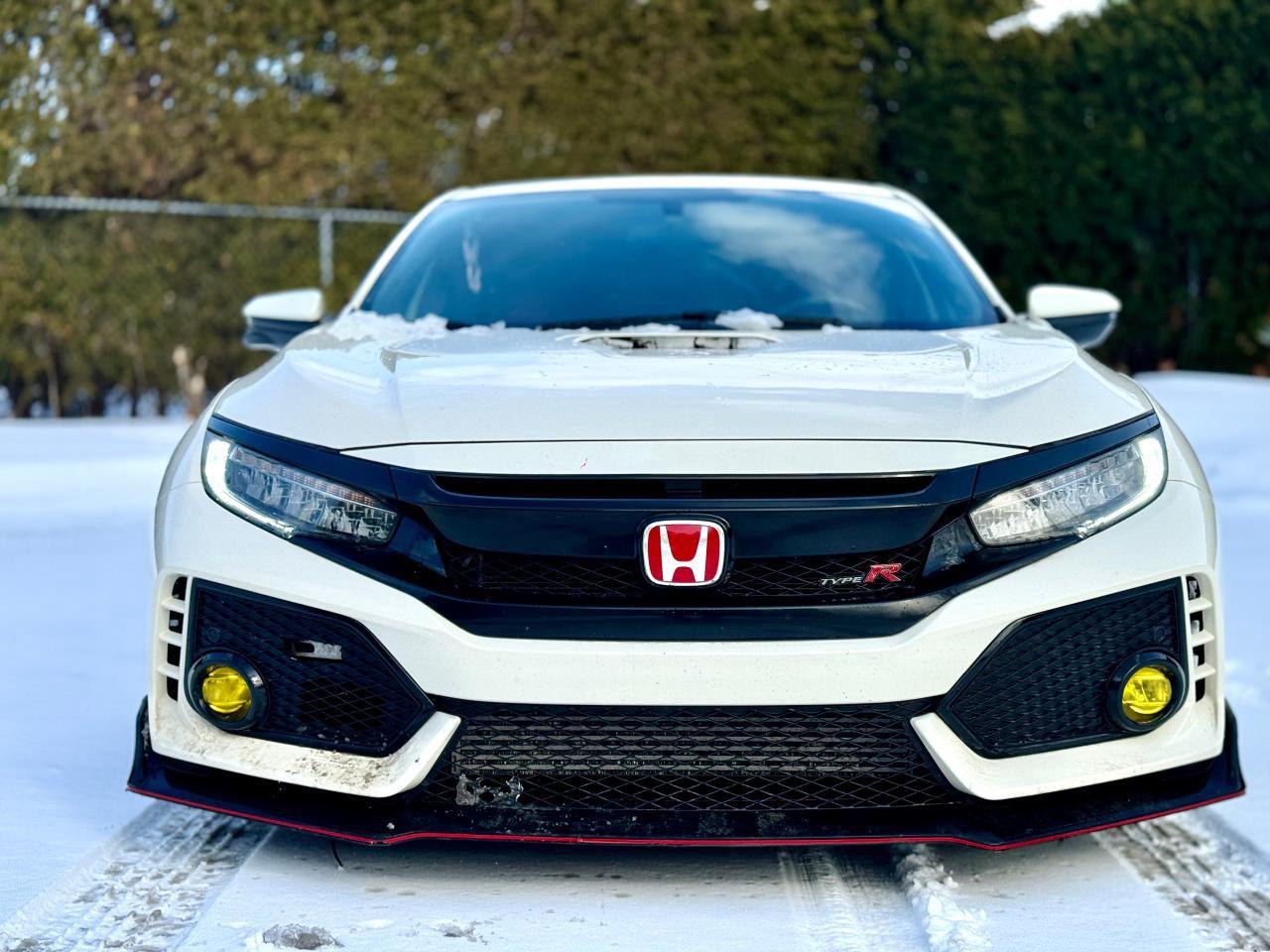 2018 Honda Civic TYPE R - AFTERMARKET EXHAUST/RIMS - Photo #4