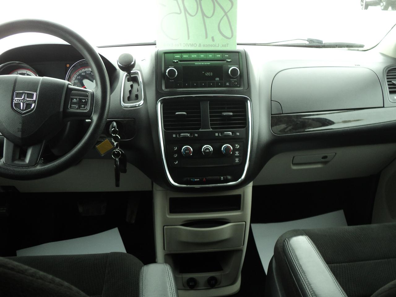 2012 Dodge Grand Caravan SE 4Door 7Seater 3.6L6cyl - Photo #12