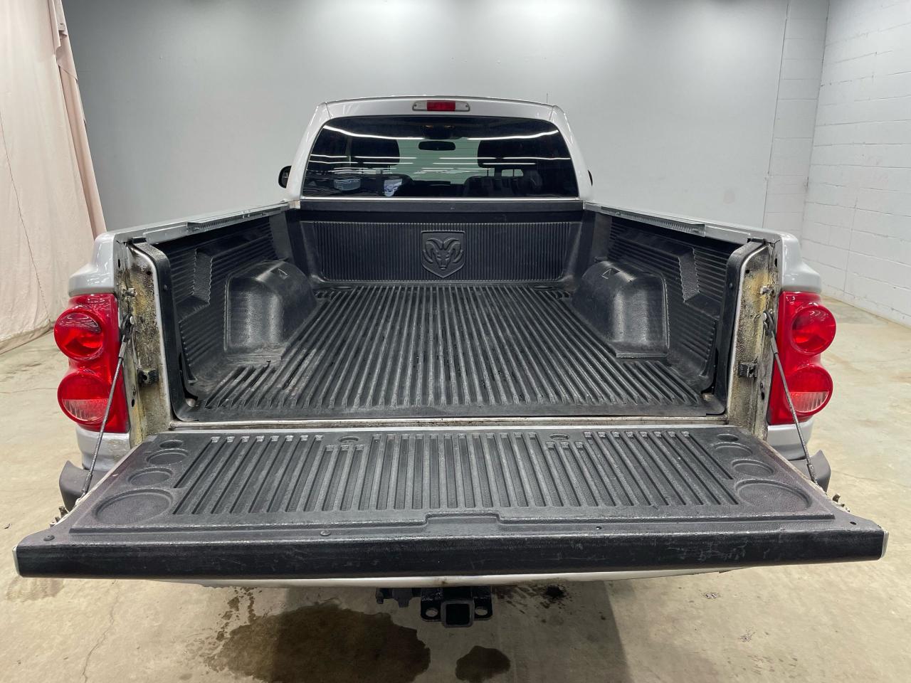 2005 Dodge Dakota SLT Photo6