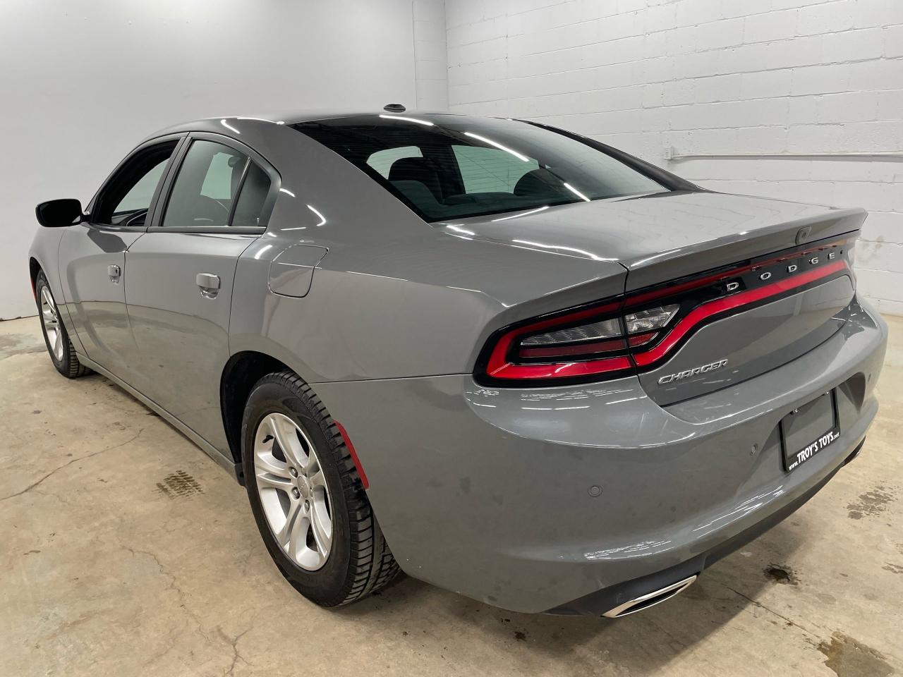 2019 Dodge Charger SXT Photo4