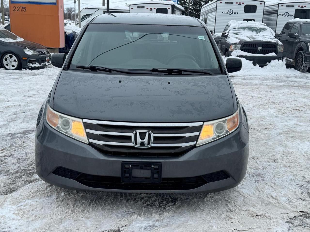 2011 Honda Odyssey DRIVES GREAT, WINTER TIRES, WELL MAINTAINED, AS IS - Photo #8