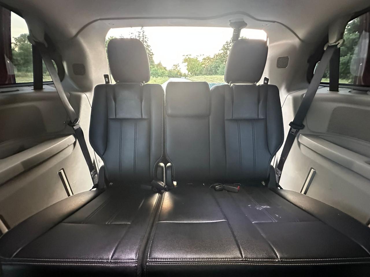 2014 Chrysler Town & Country TOURING - Photo #29