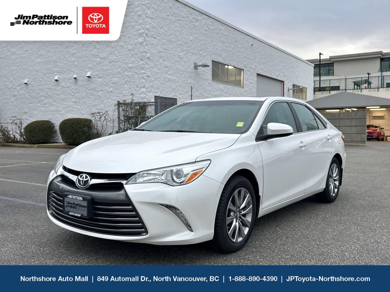 Used 2016 Toyota Camry XLE for sale in North Vancouver, BC