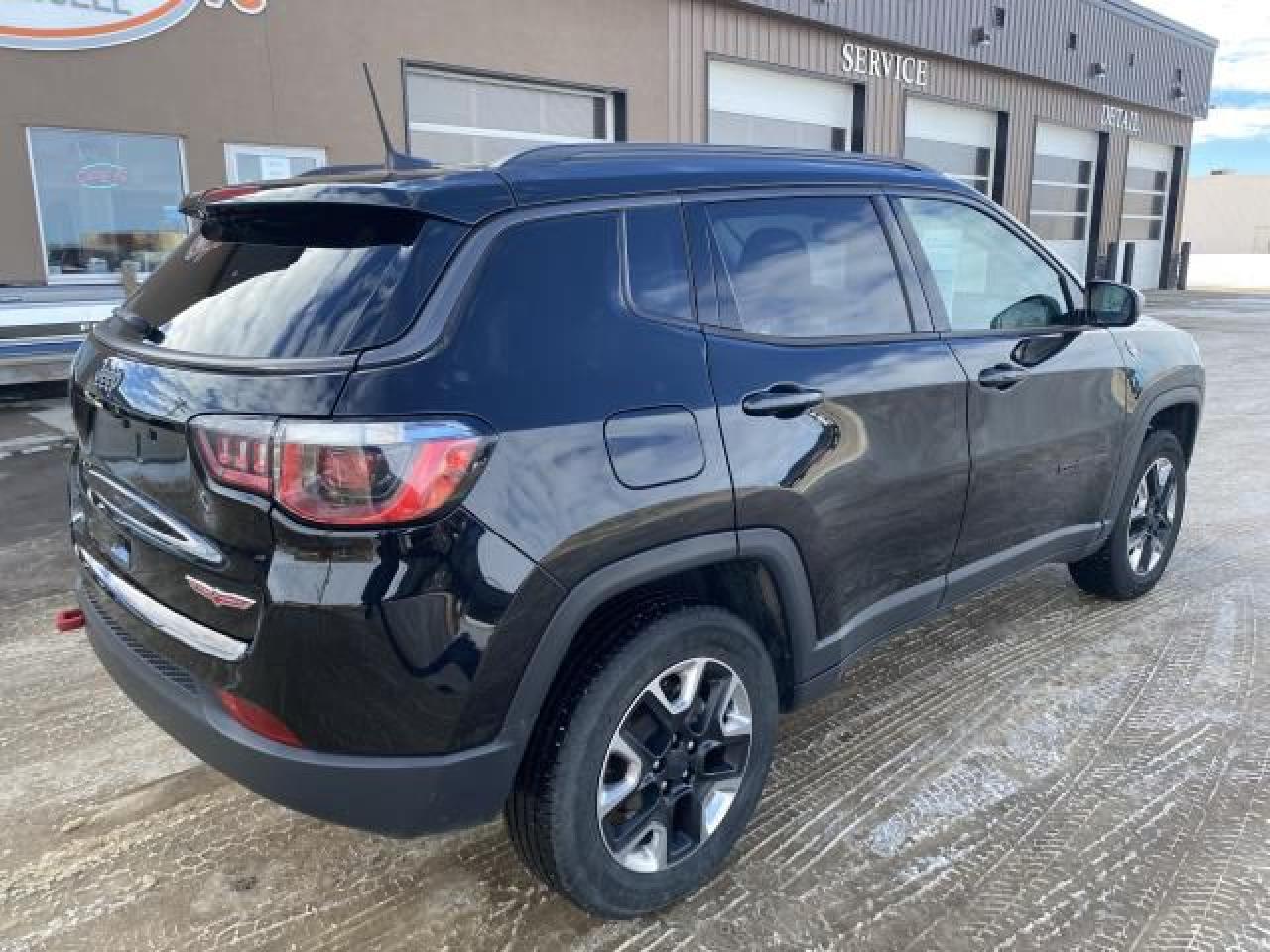 Used 2018 Jeep Compass Trailhawk 4WD for sale in Stettler, AB