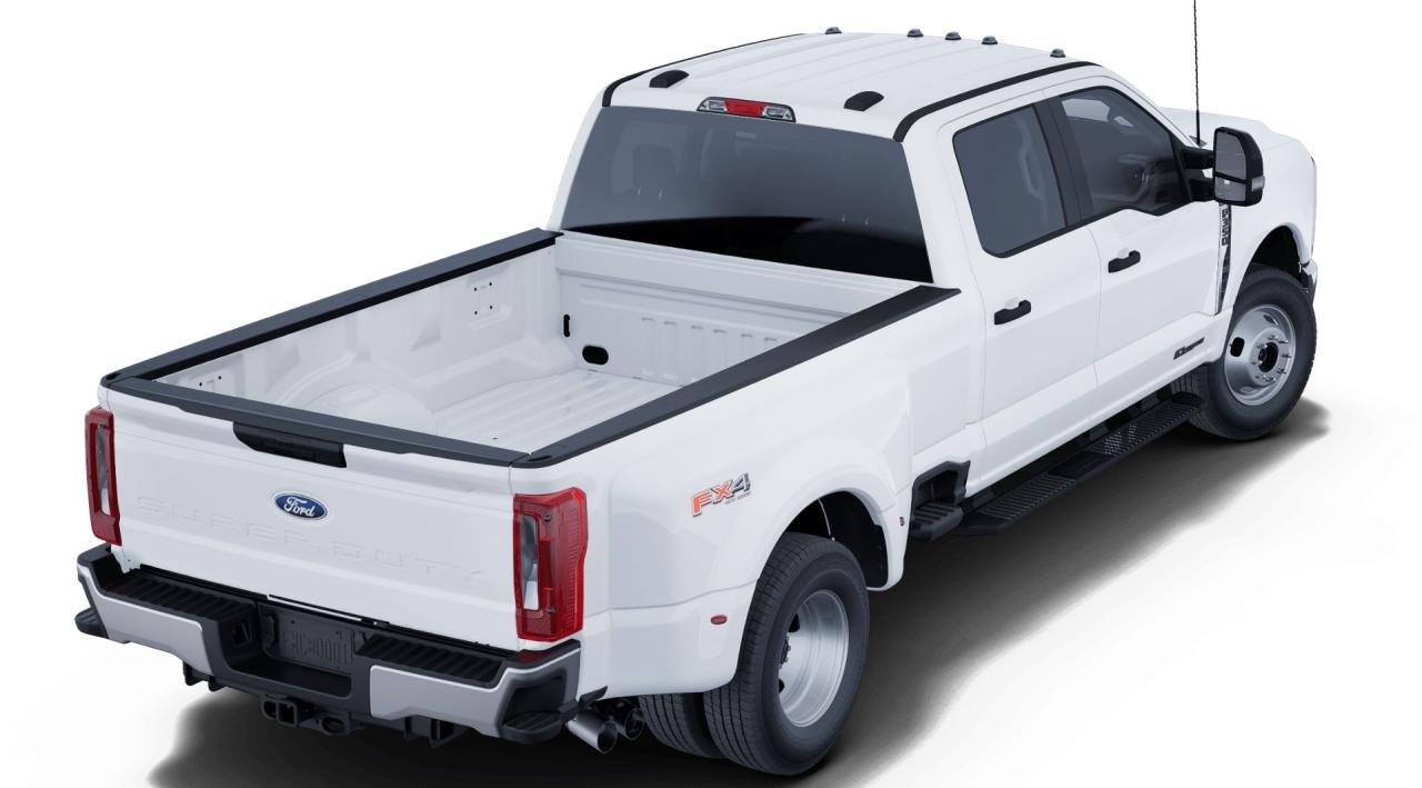 2025 Ford F-350 Super Duty DRW XLT Photo