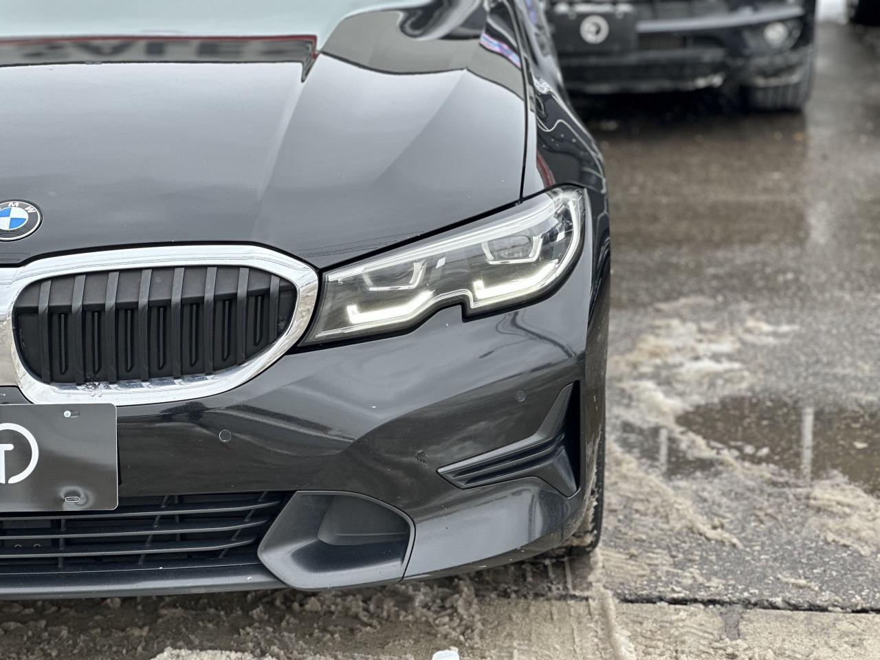 2019 BMW 3 Series 330i | PREMIUM | SUNROOF | LOADED - Photo #7