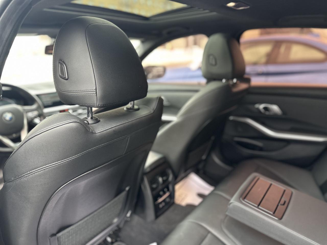 2019 BMW 3 Series 330i | PREMIUM | SUNROOF | LOADED - Photo #37