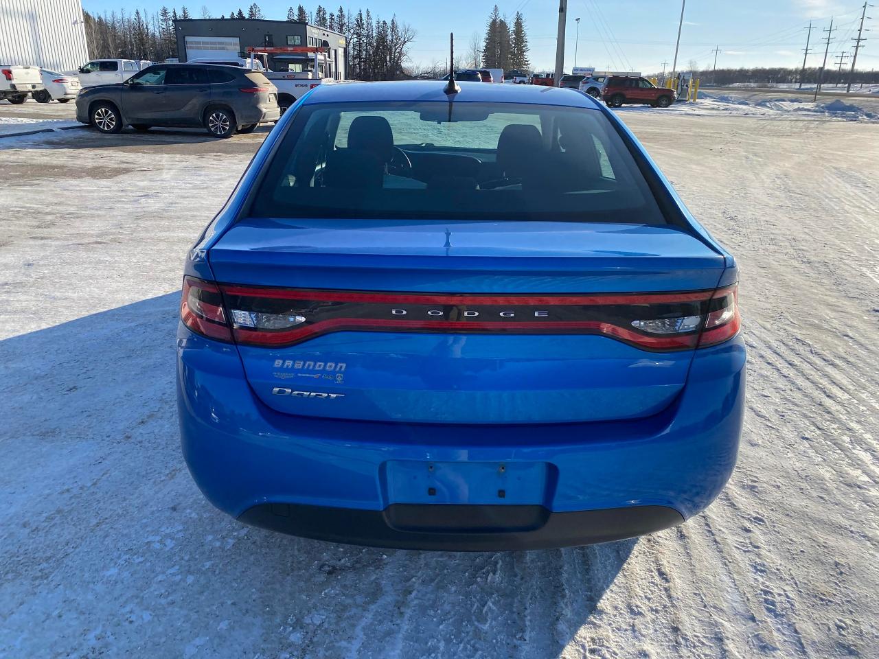 2016 Dodge Dart SE Photo4