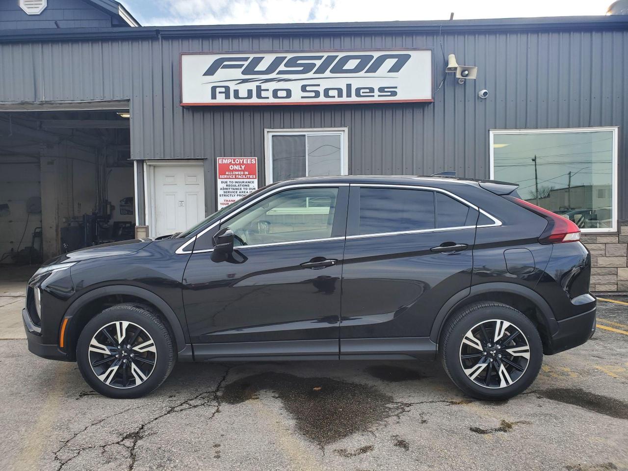 2023 Mitsubishi Eclipse Cross ES S-AWC-HEATED SEATS-BACK UP CAMERA-BLUETOOTH - Photo #3