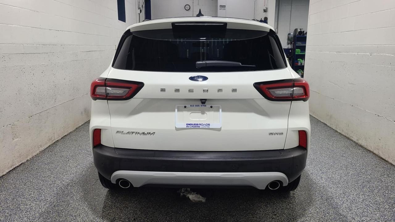 2023 Ford Escape Platinum - Photo #5